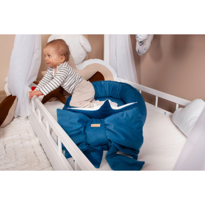 Babynestchen mit Schleife Babynestchen mit Schleife